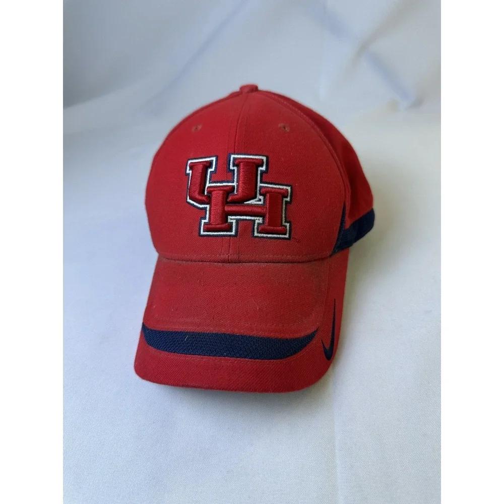 Vintage‎ University Of Houston Red Nike Team Hat - Adjustable Strap - One Size